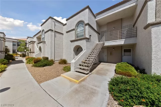 MLS: 2531871 Condo For Sale