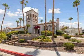 Photo #3: 2531871 Listing