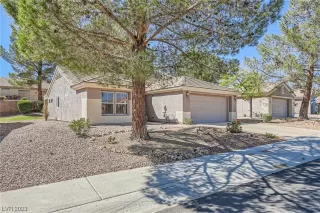 Photo #2: 2531874 Listing