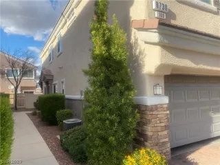 Photo #4: 2531891 Listing