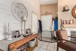 Photo #4: 2531894 Listing