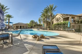 Photo #3: 2531919 Listing 