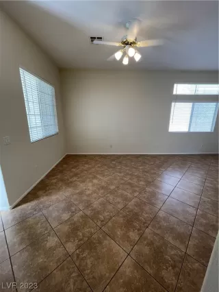 Photo #5: 2531923 Listing 