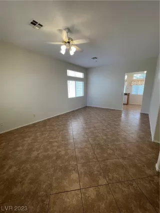 Photo #6: 2531923 Listing 