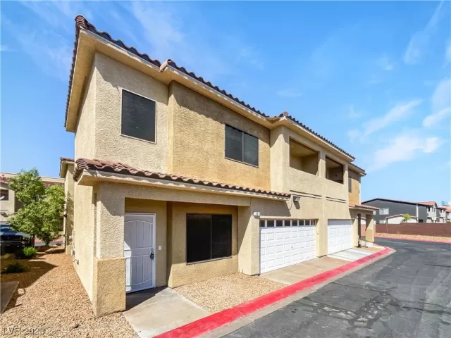 MLS: 2531929 Condo For Sale