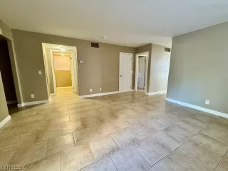 Photo #1: 2531935 Listing 