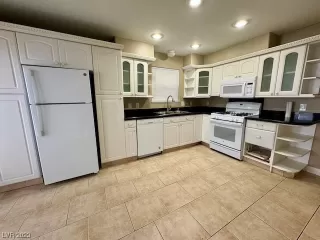 Photo #3: 2531935 Listing 