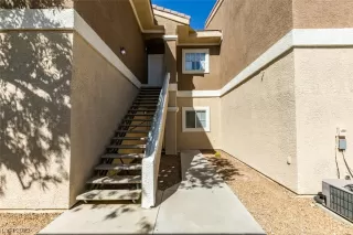 Photo #1: 2531942 Listing