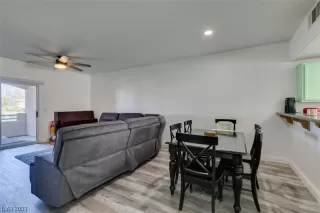 Photo #5: 2531942 Listing