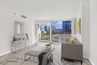 Photo #1: 2531961 Listing