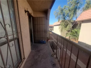 Photo #4: 2531963 Listing