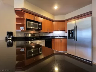 Photo #1: 2531964 Listing