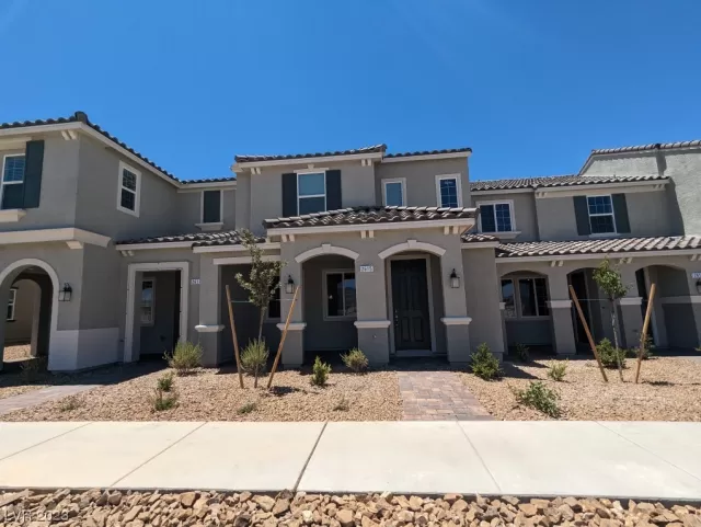 MLS: 2531978 Condo For Sale