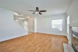 Photo #2: 2531991 Listing 