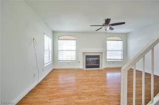 Photo #5: 2531991 Listing 