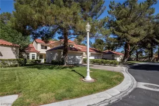 Photo #3: 2532010 Listing