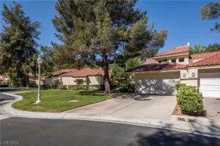 Photo #4: 2532010 Listing