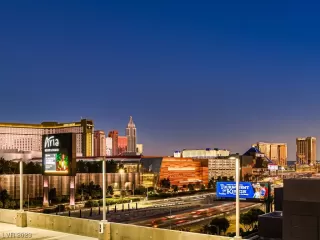 Photo #2: 2532016 Listing