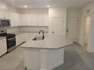 Photo #6: 2532052 Listing 