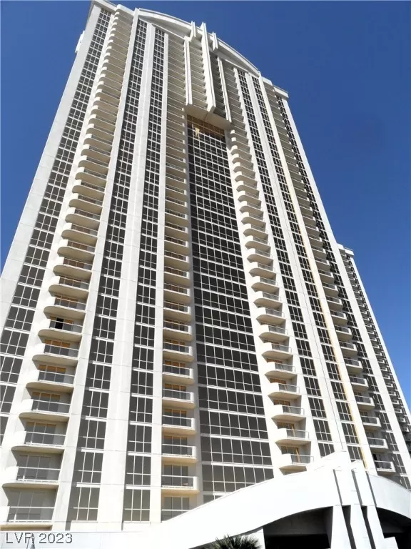 MLS: 2532108 Condo For Sale