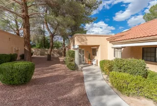 Photo #1: 2532114 Listing