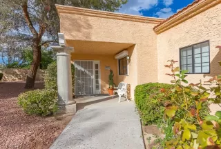 Photo #2: 2532114 Listing