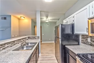 Photo #1: 2532121 Listing 