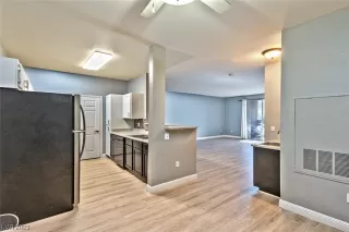 Photo #5: 2532121 Listing 