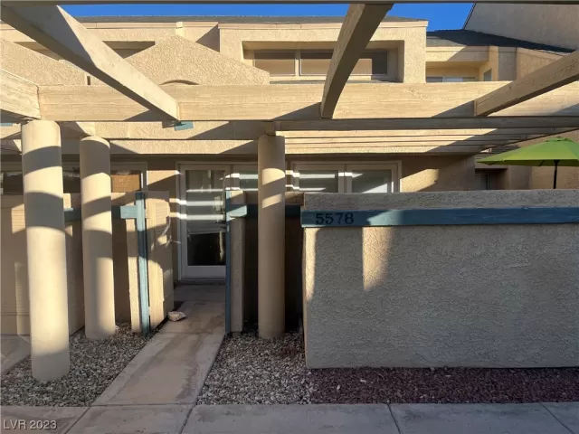 MLS: 2532146 Condo For Sale