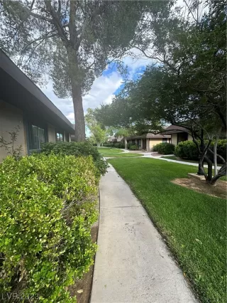 Photo #5: 2532151 Listing 