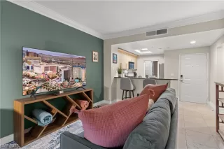 Photo #6: 2532159 Listing 