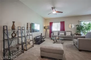 Photo #6: 2532182 Listing