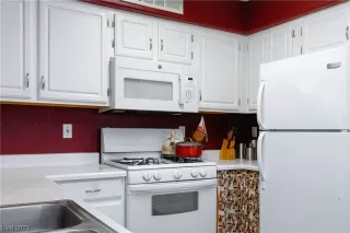 Photo #3: 2532226 Listing