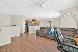 Photo #2: 2532232 Listing