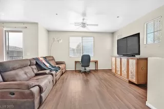 Photo #3: 2532232 Listing