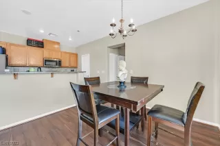 Photo #6: 2532232 Listing