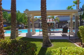 Photo #2: 2532239 Listing