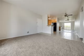 Photo #5: 2532277 Listing 