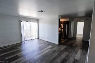 Photo #2: 2532304 Listing 