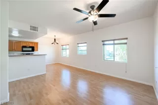 Photo #2: 2532312 Listing 