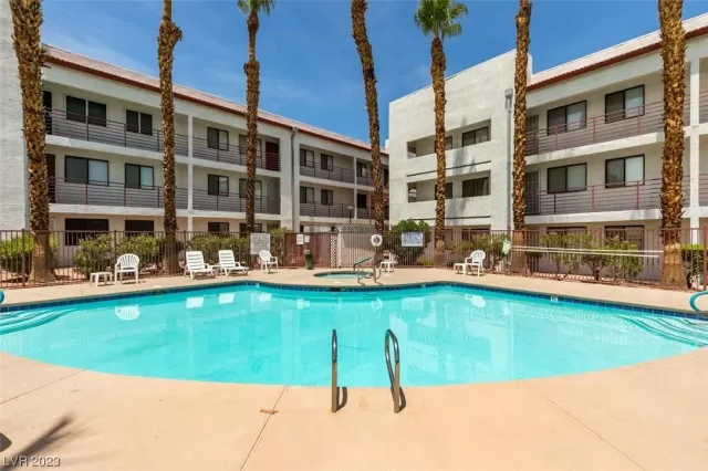 MLS: 2532325 Condo For Sale