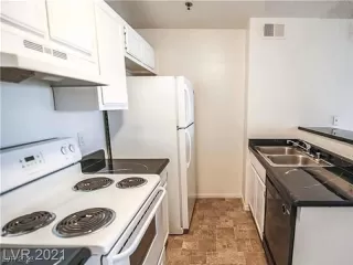 Photo #2: 2532325 Listing 