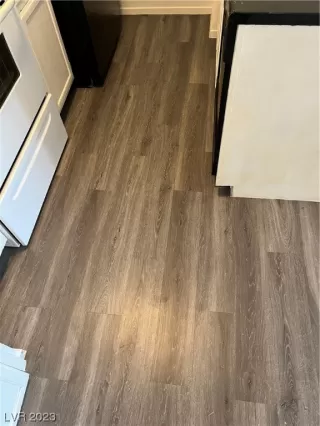 Photo #3: 2532325 Listing 