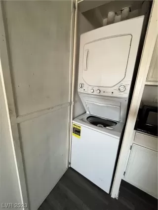 Photo #4: 2532325 Listing 