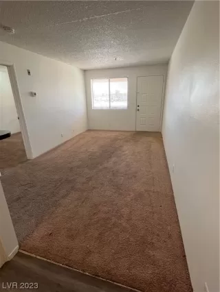 Photo #5: 2532325 Listing 