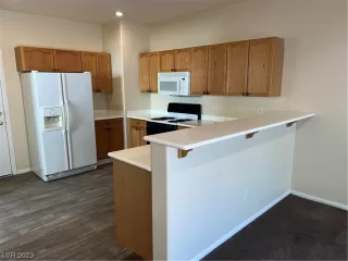 Photo #2: 2532339 Listing 
