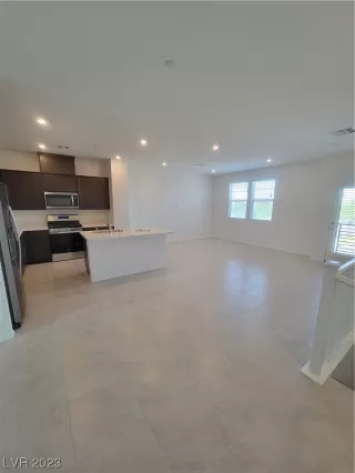 Photo #2: 2532365 Listing 