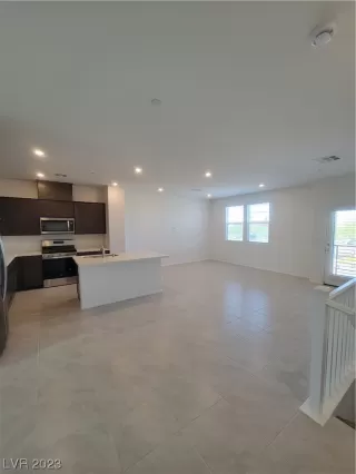 Photo #4: 2532365 Listing 