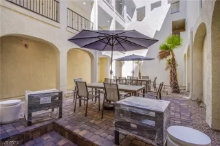 Photo #5: 2532380 Listing 