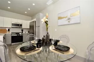 Photo #2: 2532384 Listing 